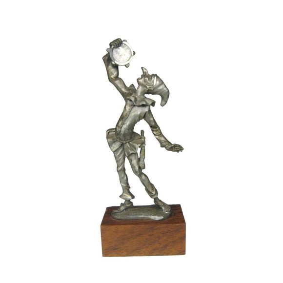 Peltro Cesellato A Mano Pewter Singer Tambourine Musical Instrument Wood Base 5" - Picture 1 of 6
